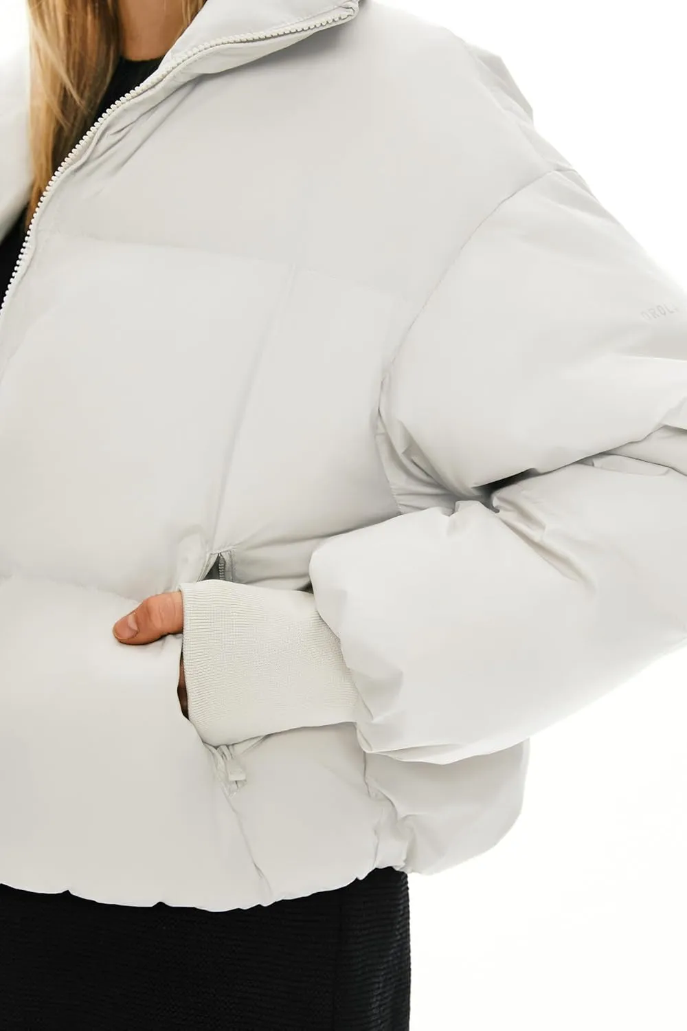 Orolay Women's Winter Oversized Cropped Puffer Jacket Zip Up Short Down Coat Stand Collar Baggy Overcoat